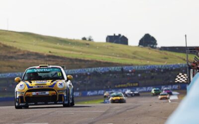 VERTU MOTORS MINI CHALLENGE RACE REPORT – KNOCKHILL – Jamie Osborne