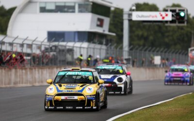 VERTU MOTORS MINI CHALLENGE RACE REPORT – OULTON PARK – Jamie Osborne